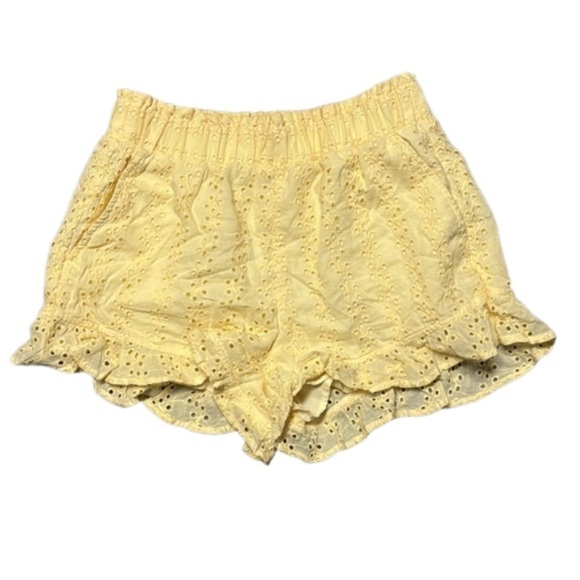 Hollister Pants - Hollister Yellow Eyelet Shorts